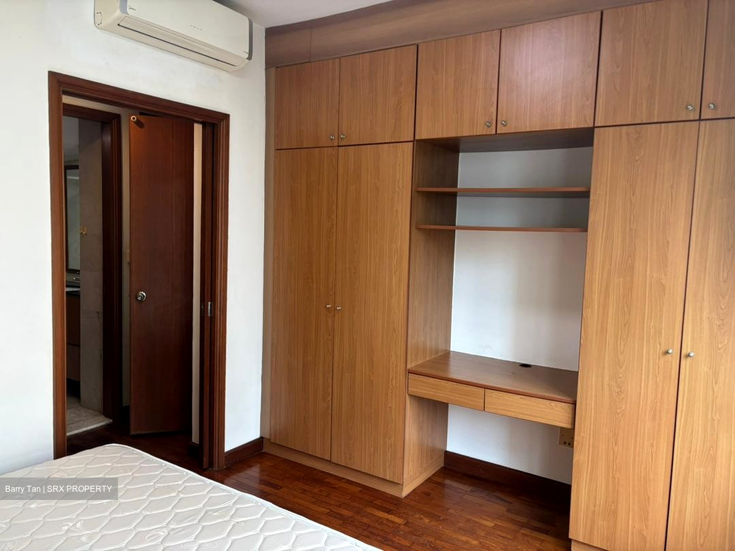 Burlington Square (D7), Apartment #558920921